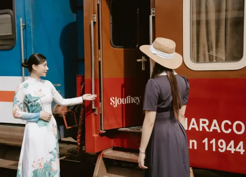 SJourney Train from Hanoi to Ho Chi Minh 8 days